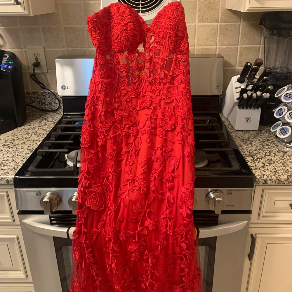 lace red prom dress